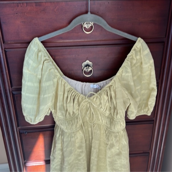 Lush Puff Sleeve Front Tie Mini Dress Medium NWT - Picture 9 of 14